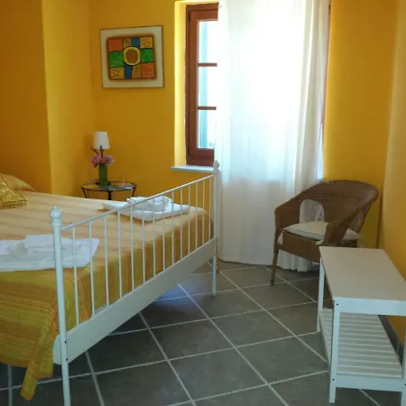 Pietre Antiche Bed & Breakfast Vezzi Portio